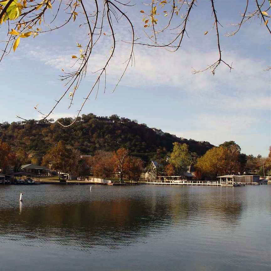 cottonwood-shores-tx-lake Cottonwood Shores, Texas | FixDoor